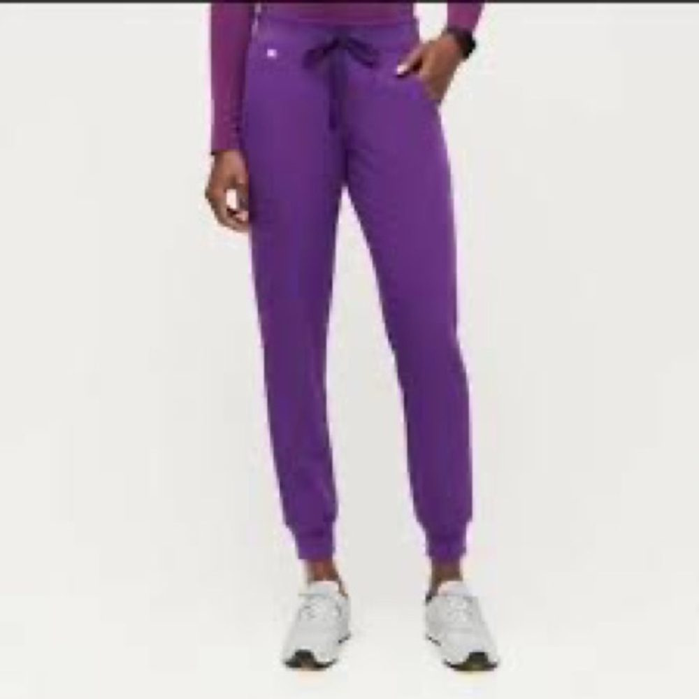 Figs Zamora Jogger - Digital Grape M